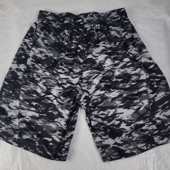 Nike Dri-Fit Mens Basketball Shorts Black Gray Camouflage Athletic Pocket Camo L - Picture 4 of 9